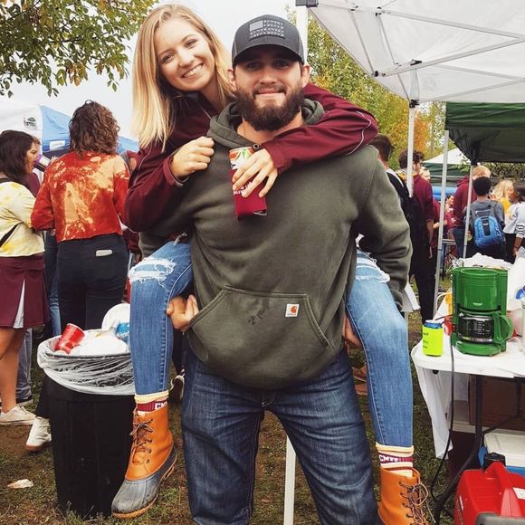 Meet your Posher, Sammi - Picture 1 of 1